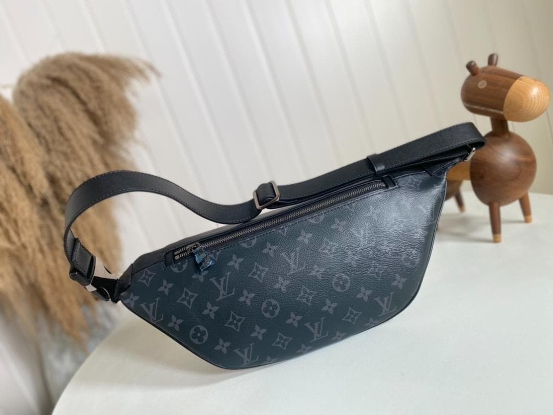 LOUIS VUITTON 黒 ショルダーバッグ