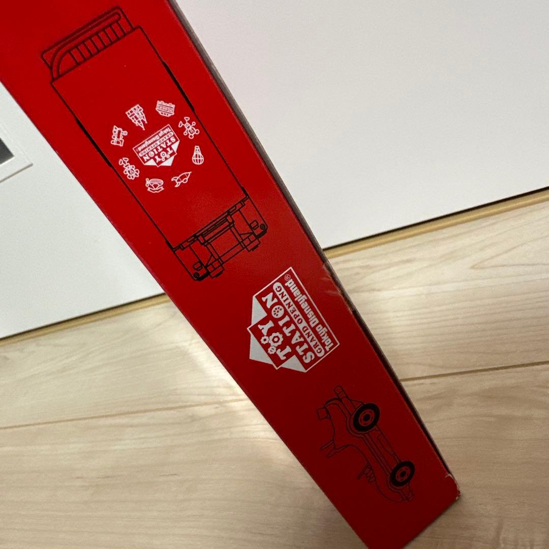 トミカ　ディズニー　TDR限定　トイステーションオープン記念　レッドカラーセット