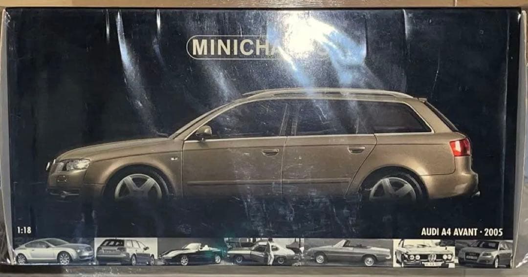 ミニカー 1/18 Audi A4 Avant