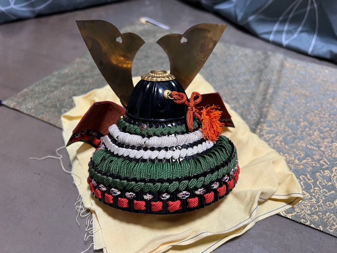 甲冑師 加藤一冑 菊金物兜 細川頼有 戦国武将 兜 置物