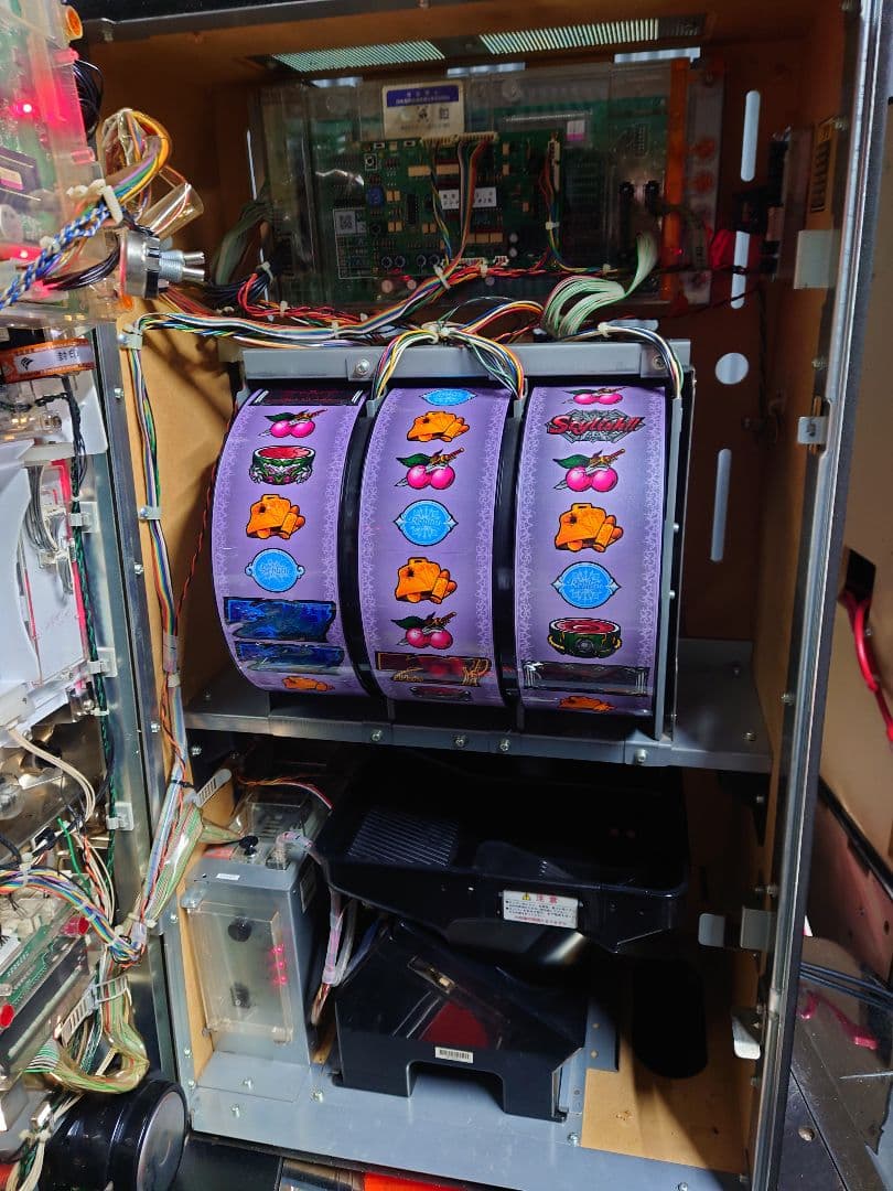 ゆとり　パチスロ　実機　デビルメイクライ