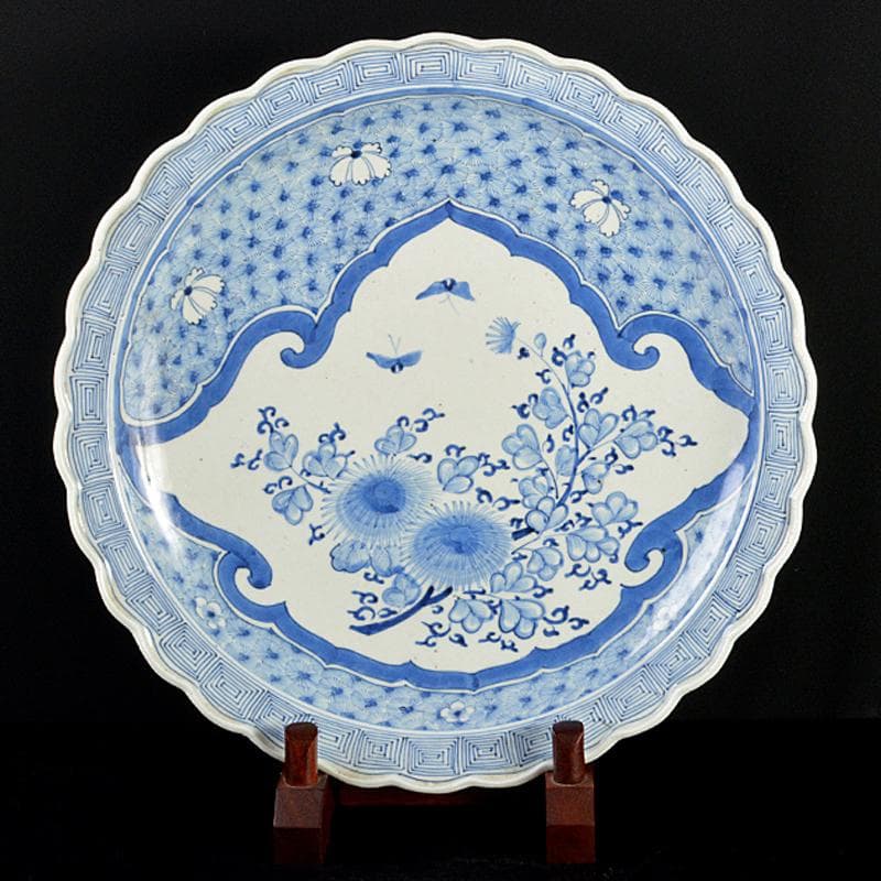 伊万里焼　古伊万里　成化年製款　染付　花蝶文　輪花皿　大皿　V　R5965B