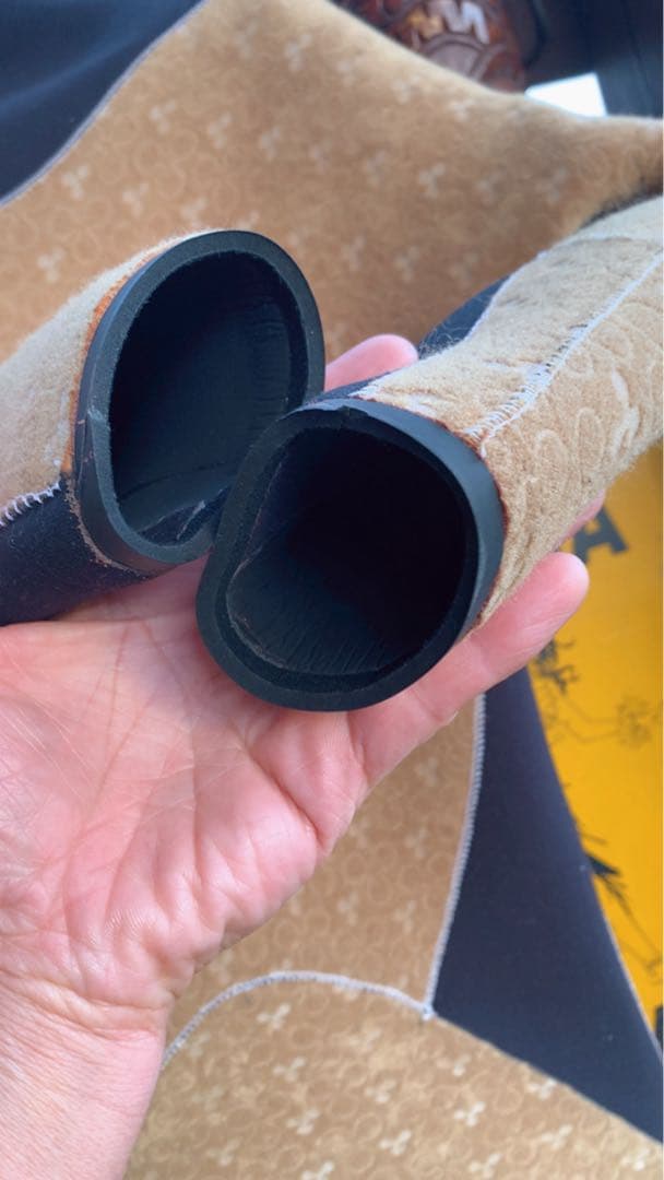 The Rim セミドライウエットスーツ ブラック/グリーン