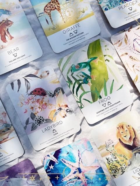 【正規品オラクルカード】希少レア✨柔らかい色彩✨動物たちのエネルギーのオラクル