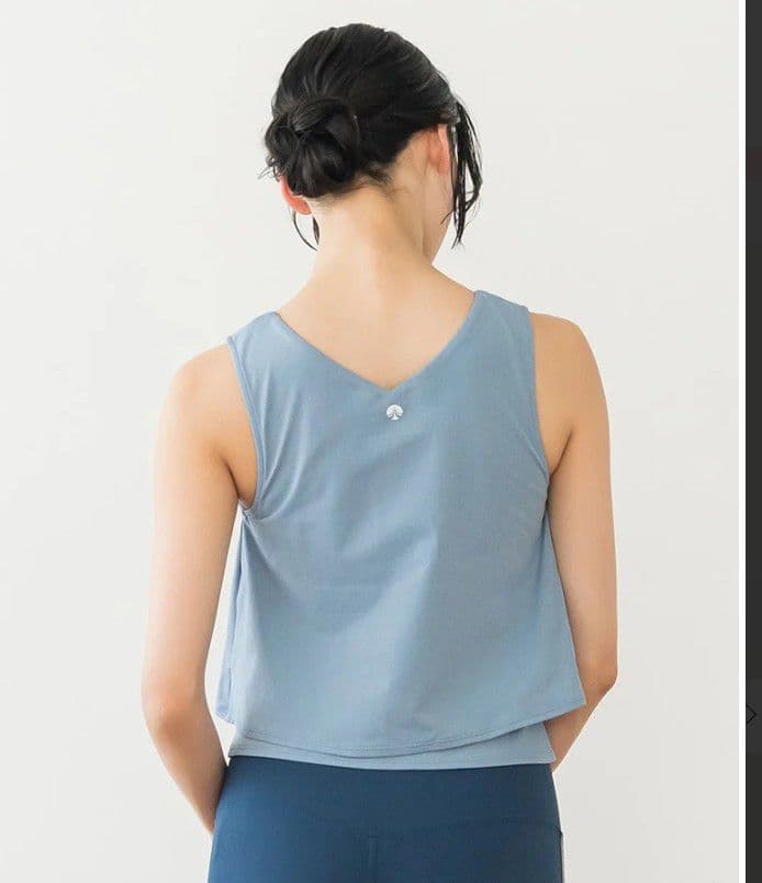 【新品】SUKALA カップ付きフレアタンクトップ スモークブルー L