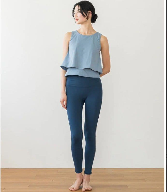 【新品】SUKALA カップ付きフレアタンクトップ スモークブルー L