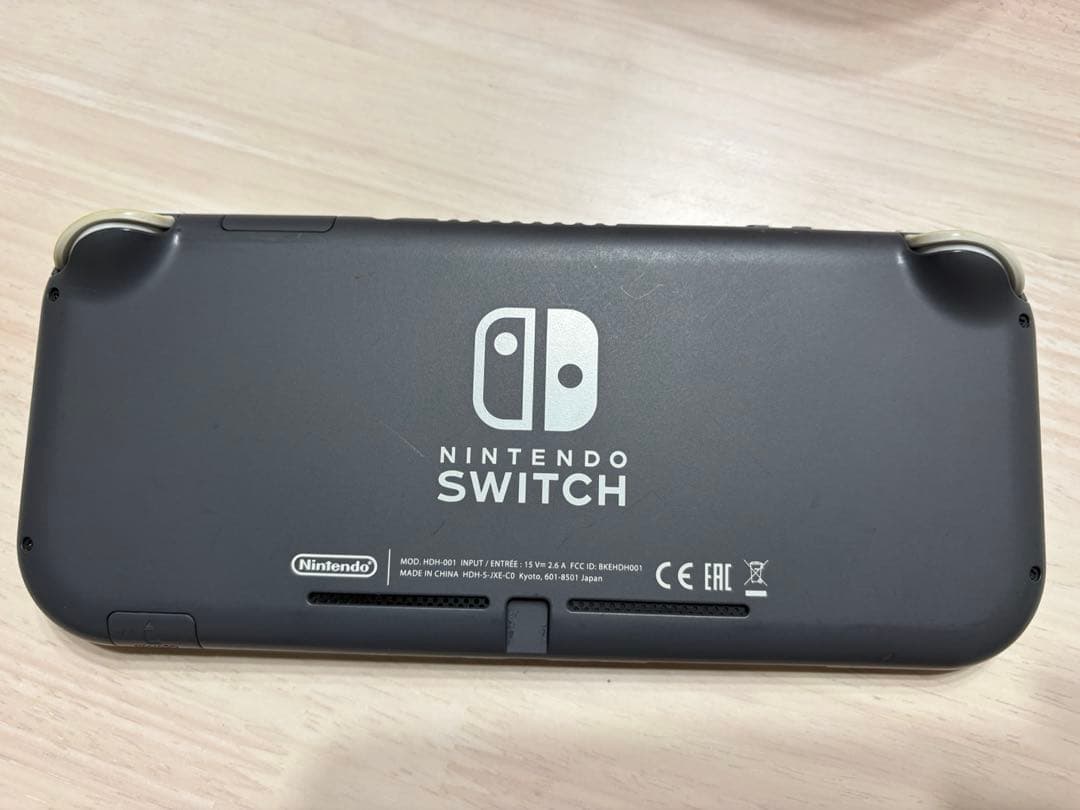 ニンテンドースイッチ　ライト本体(フィルム付き)＋ケース