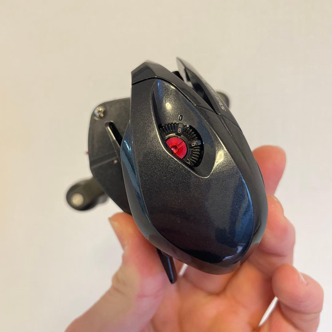 カシータスMGL100HG　ベイトリール　SLX　スコーピオン　メタニウム