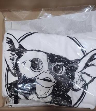 オーバーザストライプス未開封グレムリン『ギズモ』 ぬいぐるみ＆Tシャツ