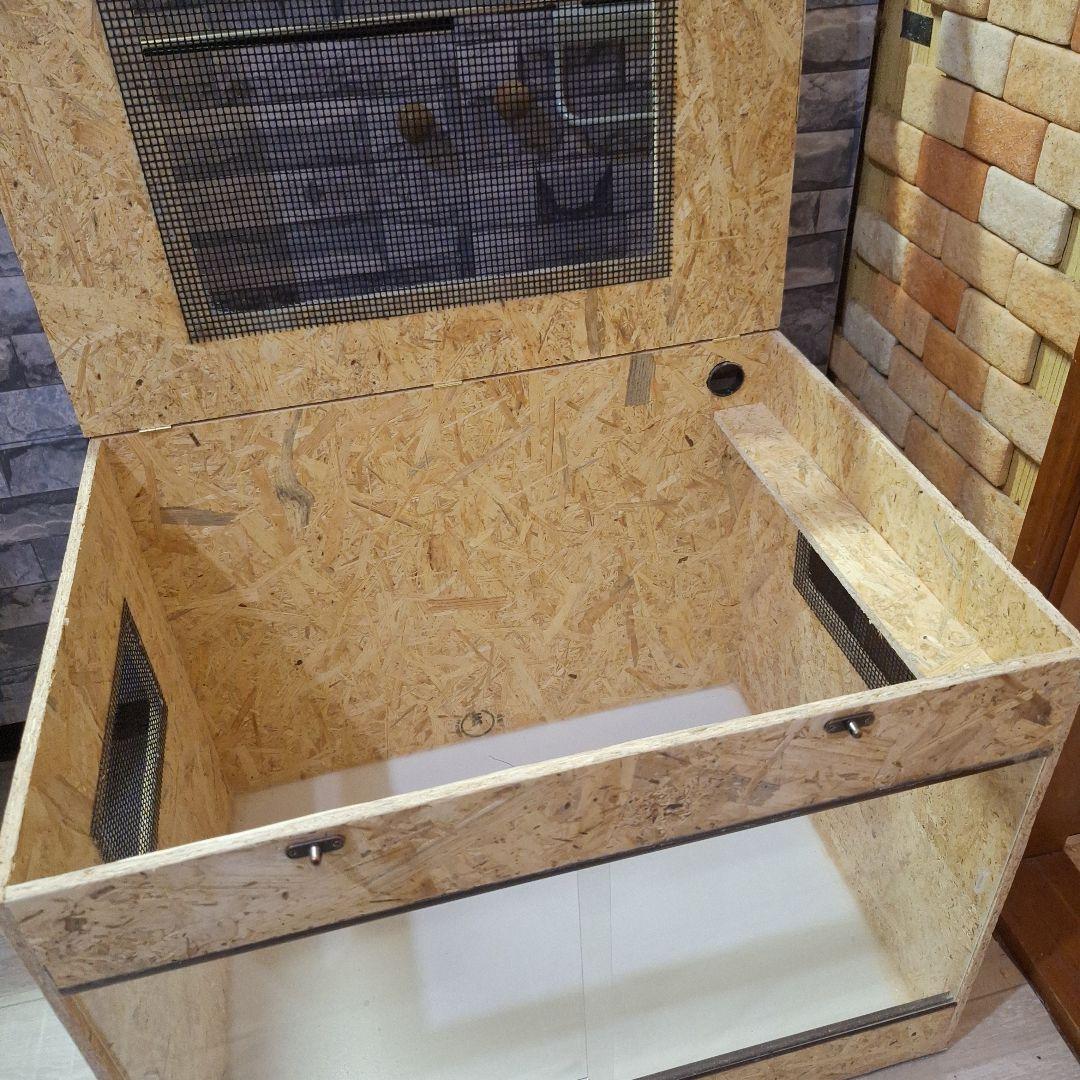 設備充実！OSB木製ケージ大型サイズ(未使用)