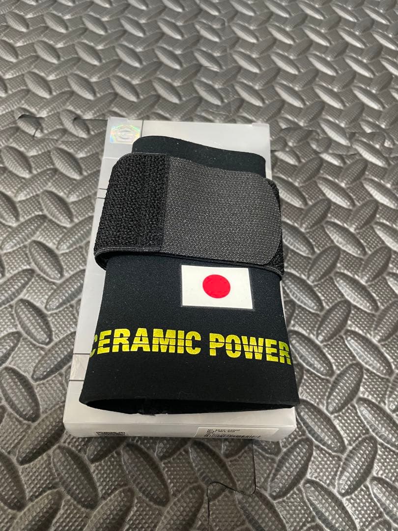セラミックパワーギア　リストプロテクトギア　日の丸
