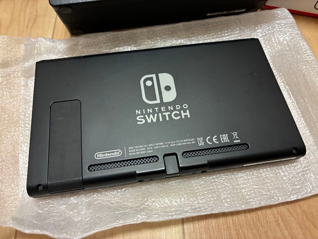 Nintendo Switch 本体ケース付き　マリオカートソフト