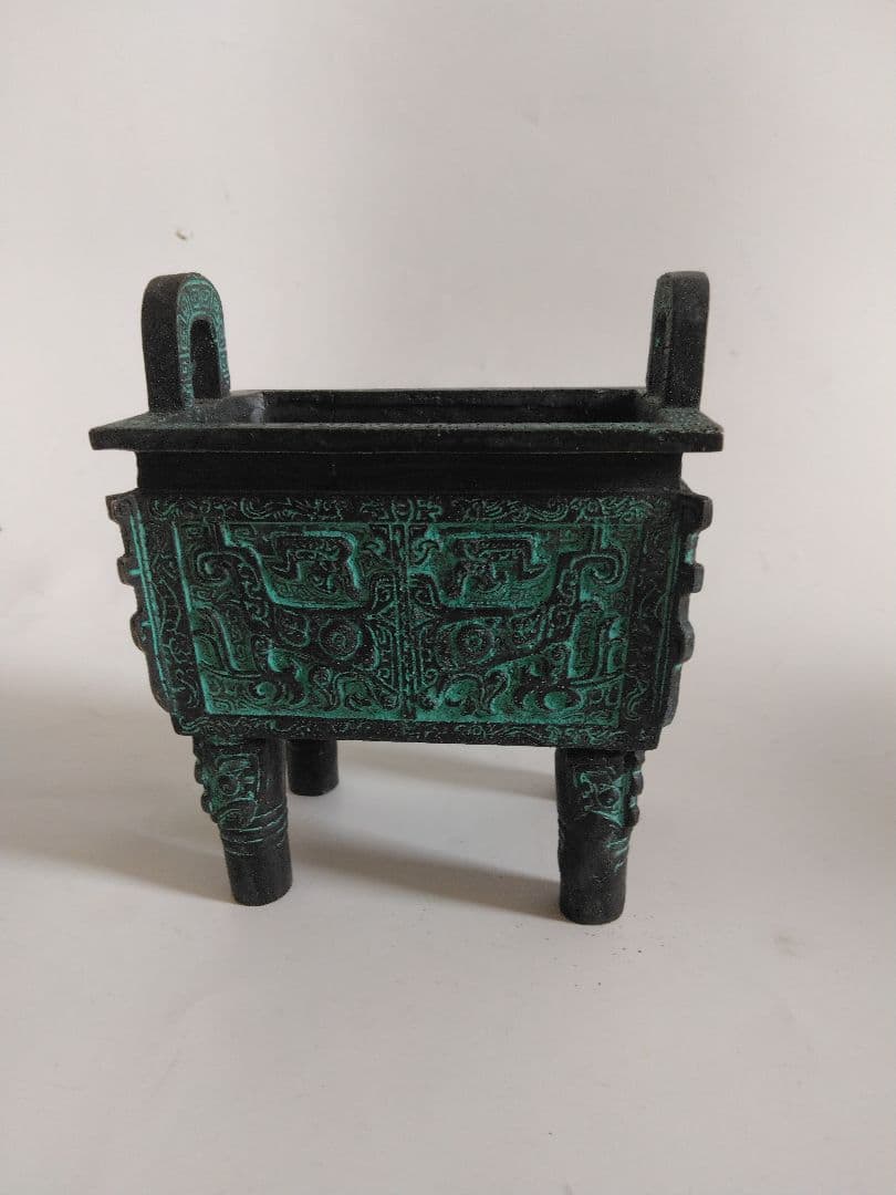 中国古来の青銅器　方てい香炉