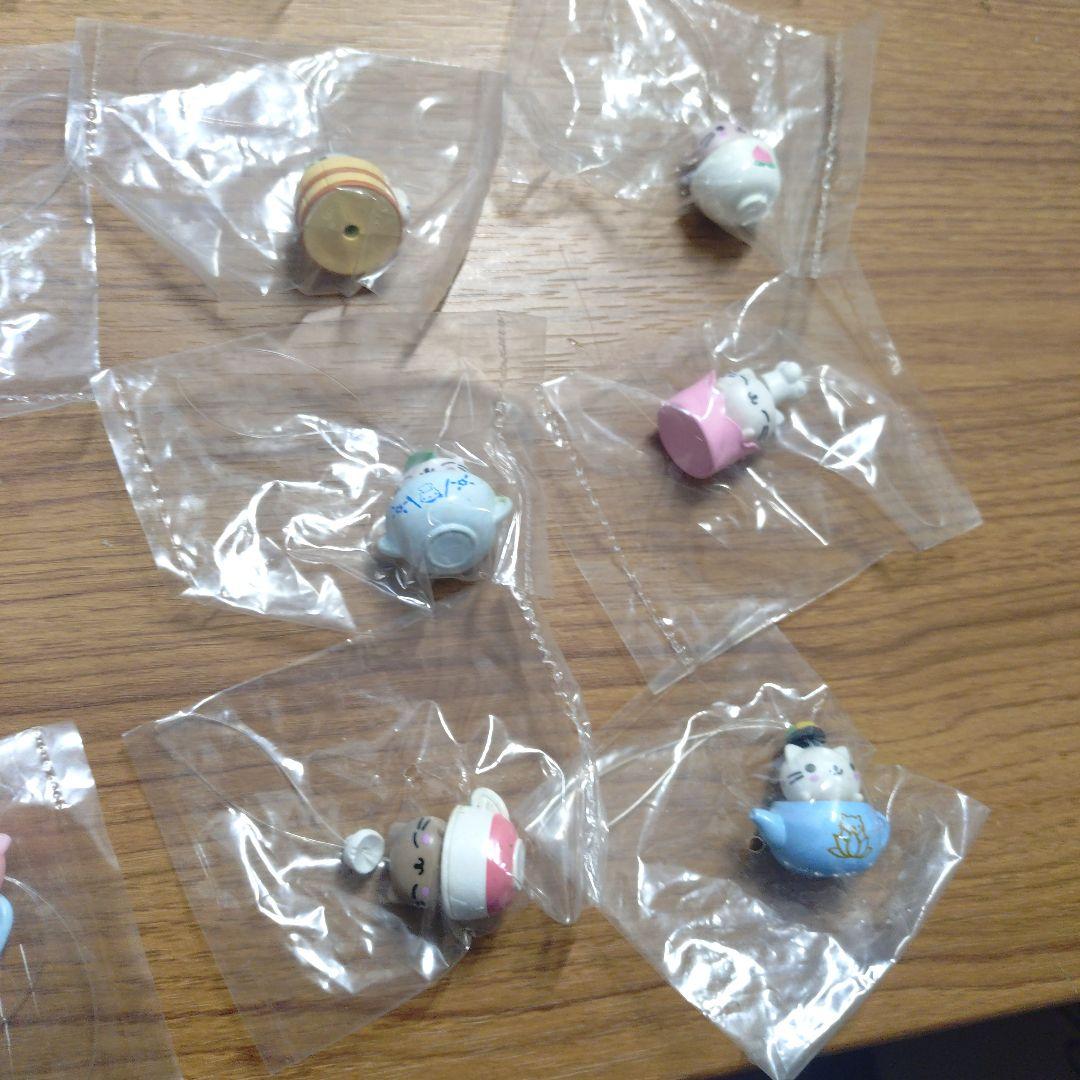 未開封　にゃんにゃんにゃんこ　ストラップ　32個セット