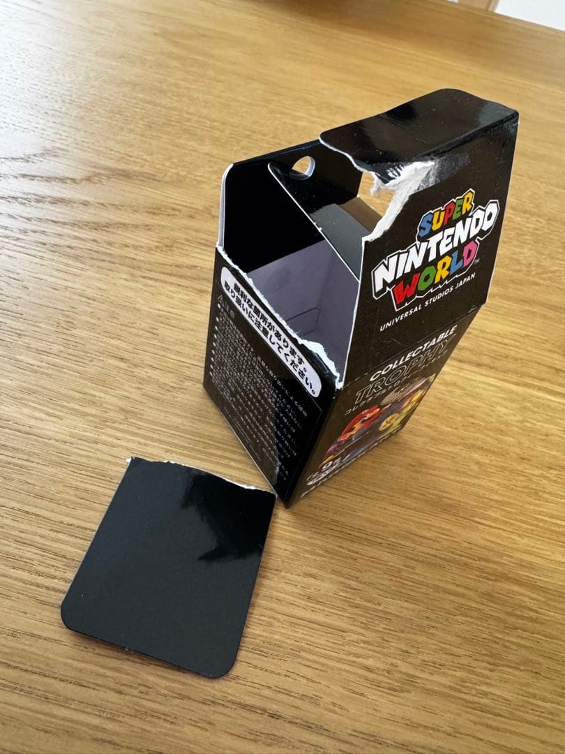スーパーニンテンドーワールド コレクタブルトロフィーフィギュア　USJ マリオ
