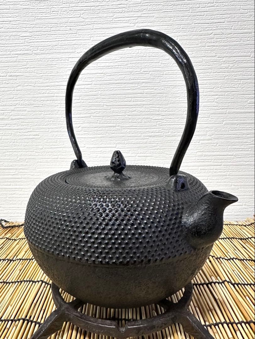 未使用品、供箱等付属品付　南部三厳堂造　１５型アラレ　summer様　売約済み