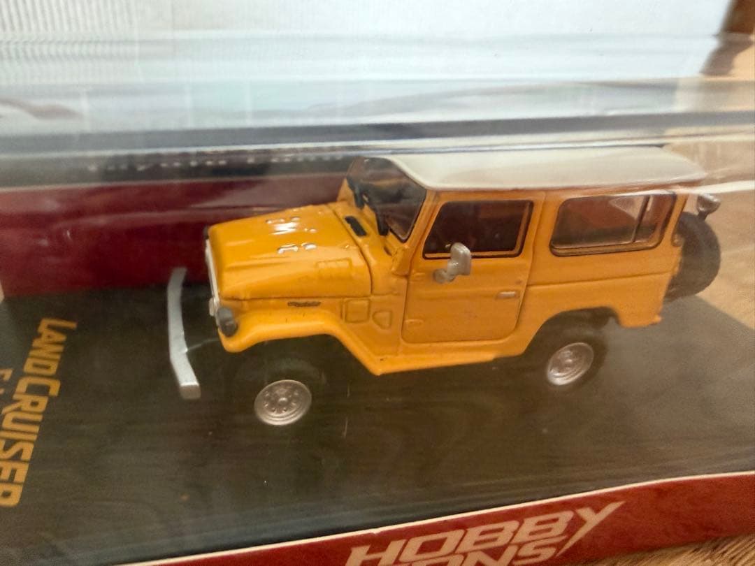 1/64 LAND CRUISER FJ40 。