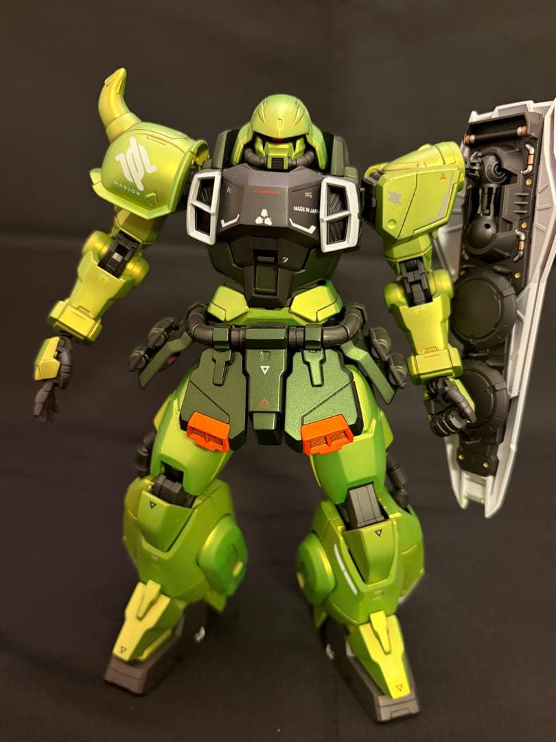 MG ザクウォーリア　艶消し　パール、メタリック塗装