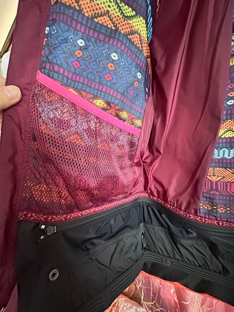 バートン レディース スノーボードジャケット 新品未使用