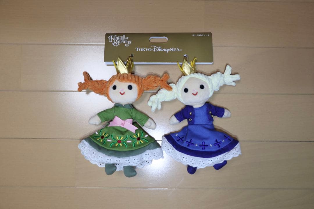 4点セット　アナ雪　ぬいぐるみ　ぬいぐるみチャーム　セット