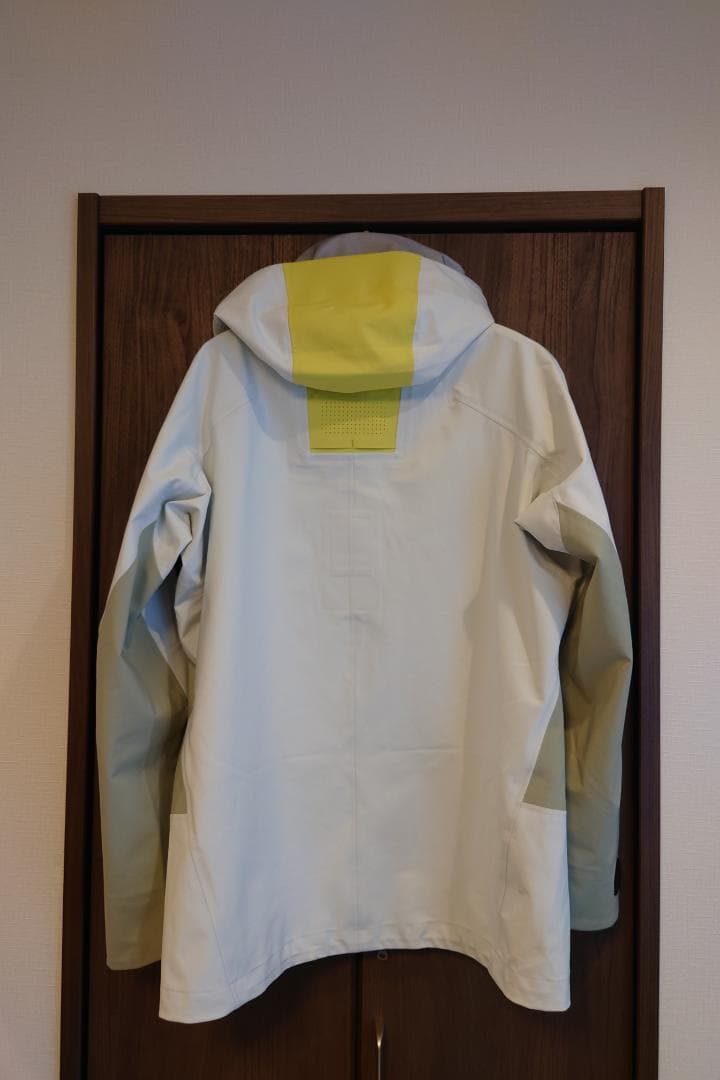 スキー用ジャケットとオーバーオールセット