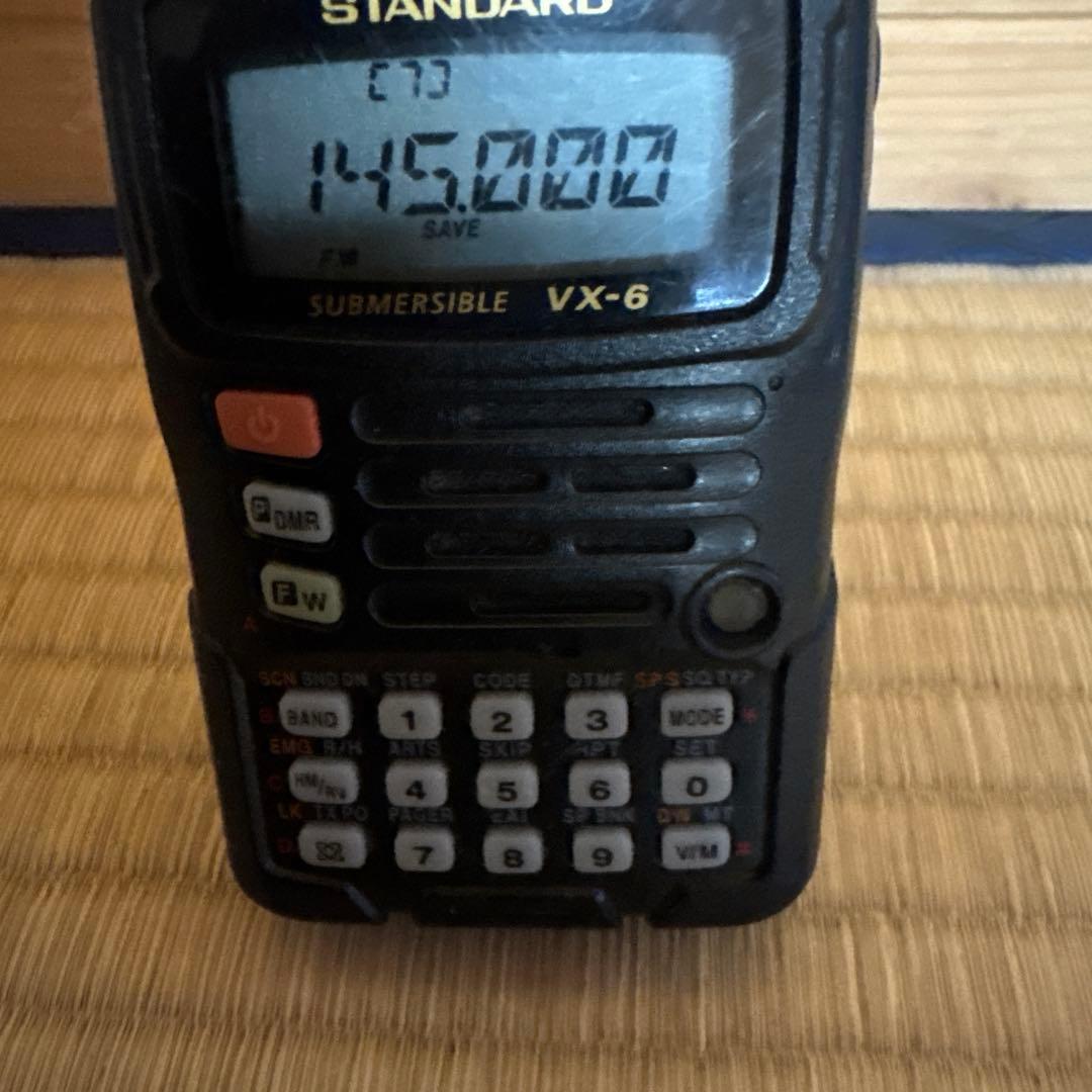 スタンダードVXー6アマチュア無線ハンデー機144MHZ.430MHZ兼用