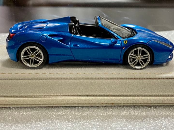 フェラーリ488 SPIDER MRコレクションミニカー1/43