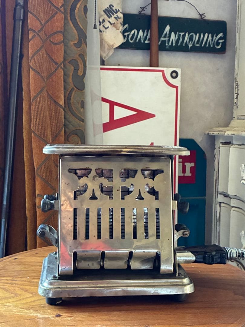 アンティーク　トースター　美しい　メタル　トースター　アメリカ　1920年代