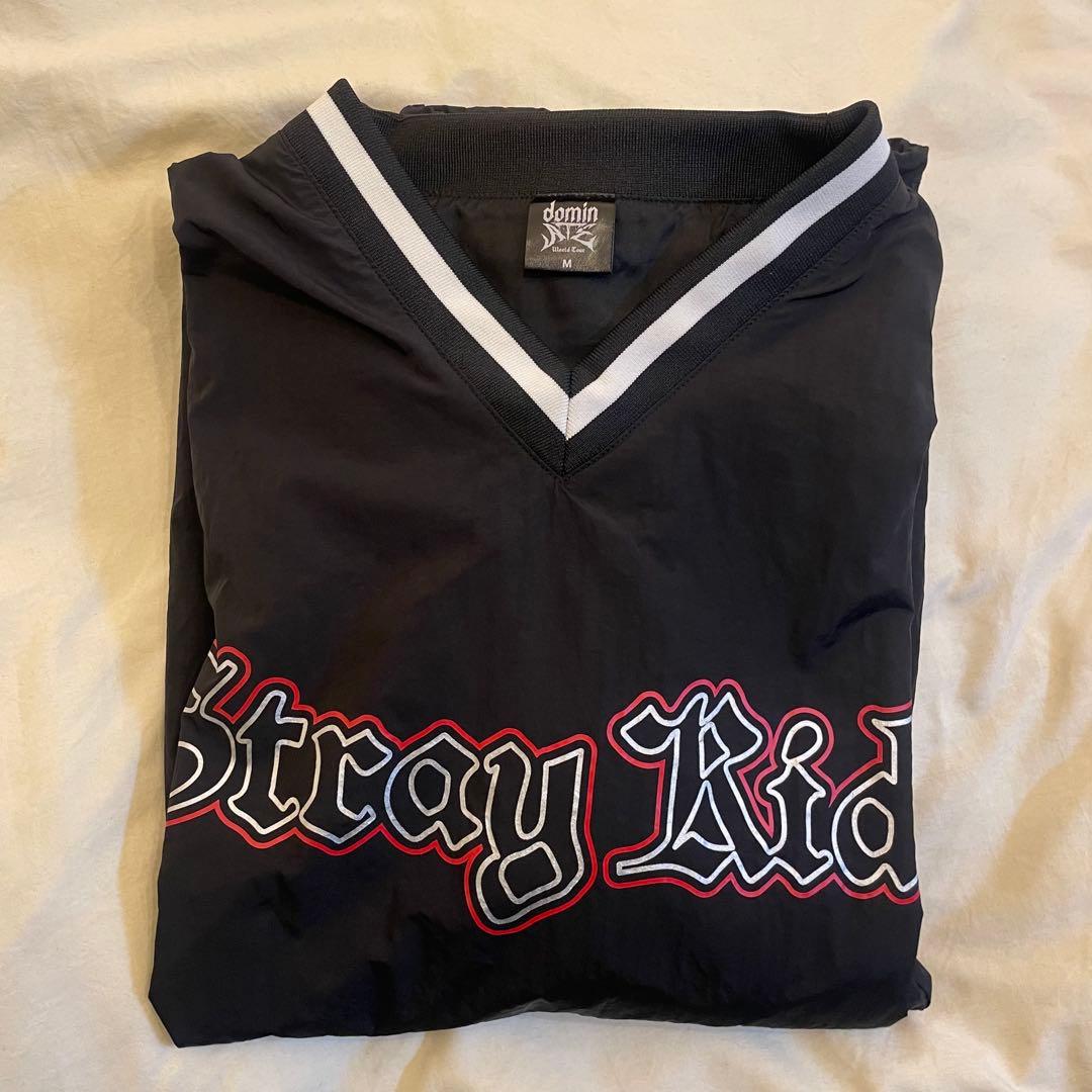 【美品】stray kids スキズ dominATE ゲームシャツ M