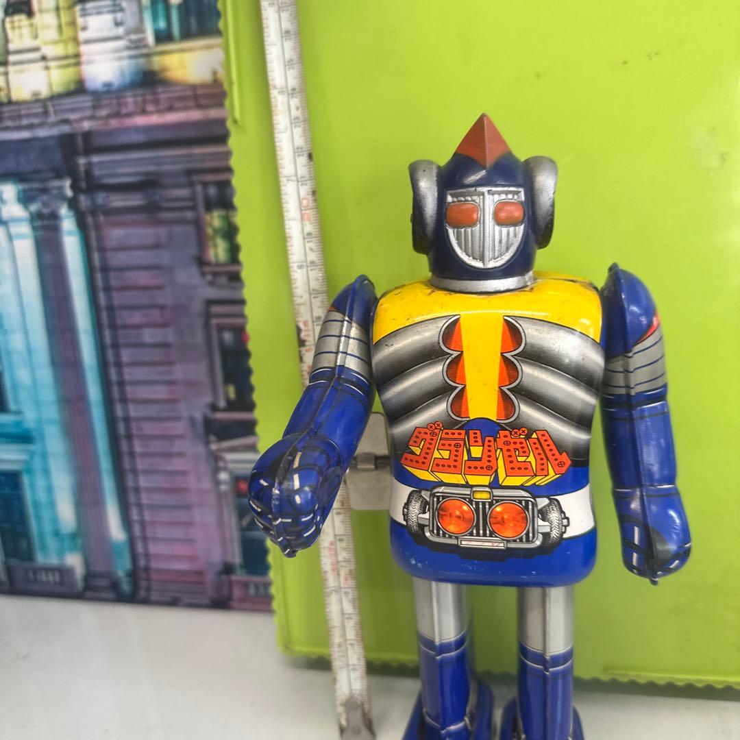 昭和レトロなブリキ製ロボット玩具「グランゼル」
