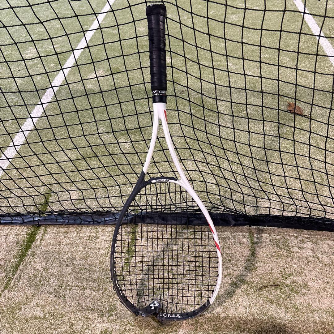 YONEX VOLTRAGE 7V ボルトレイジ