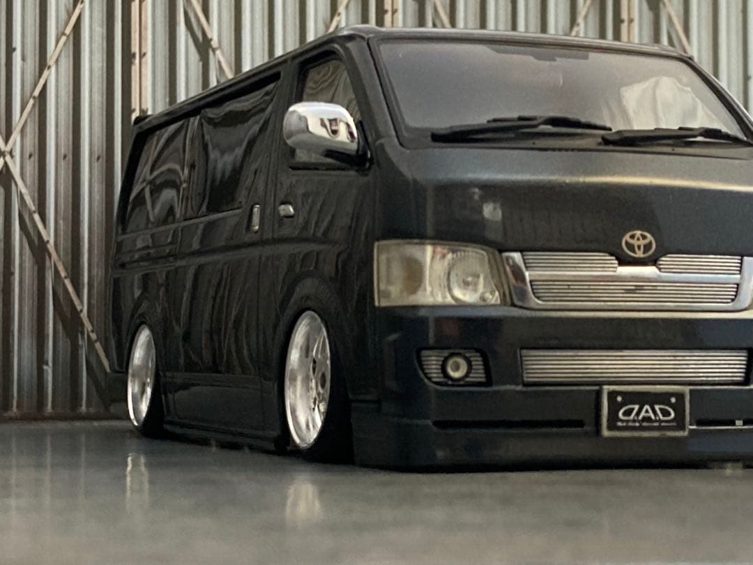 1/24 ハイエース（カスタム品）