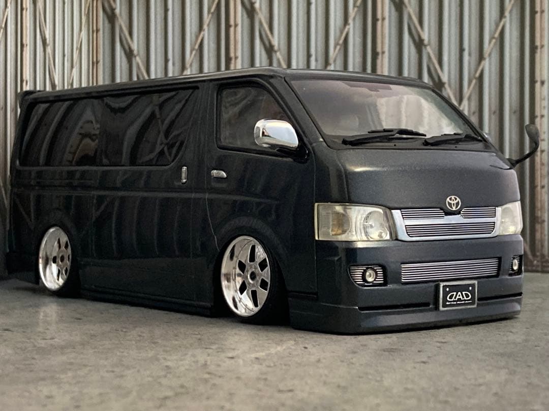 1/24 ハイエース（カスタム品）