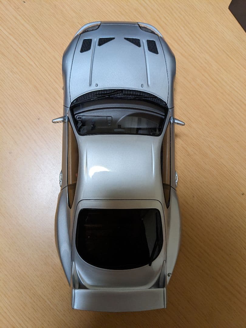 イグニッションモデル1/18　トヨタ スープラ(A80) TRD 3000GT