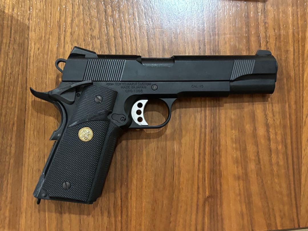 東京マルイM.E.U. PISTOL ガスガン　ロングマガジン