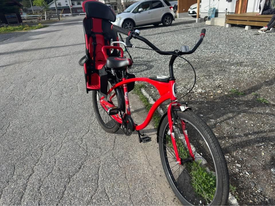 最終割引 SCHWINN シティサイクル レッド チャイルドシート付き