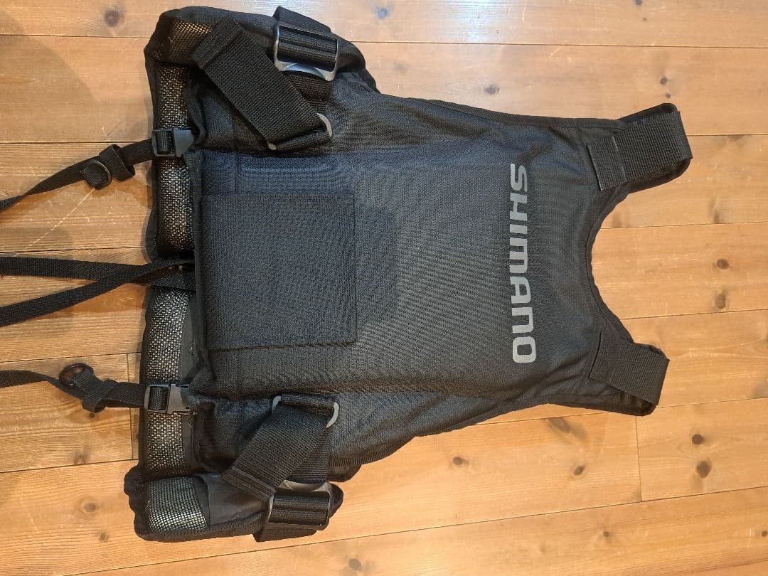 【値下げ】シマノ(SHIMANO) VF-029U ロックショアベスト ブラック