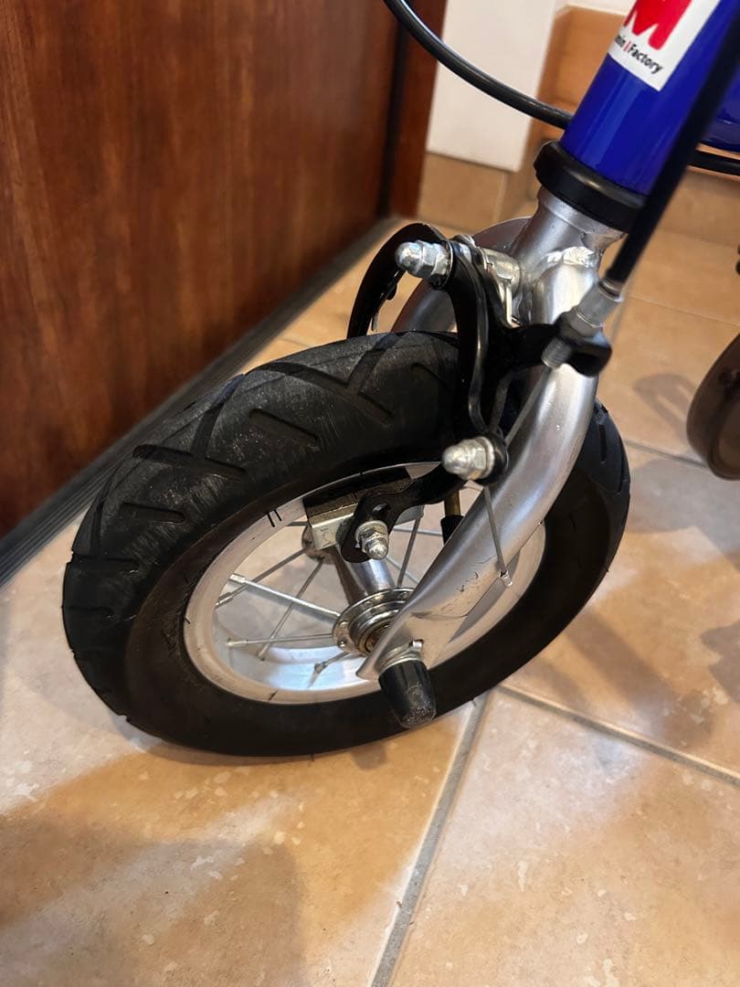 【へんしんバイクS】 ブルー 青 サドル2サイズ、プロテクター付