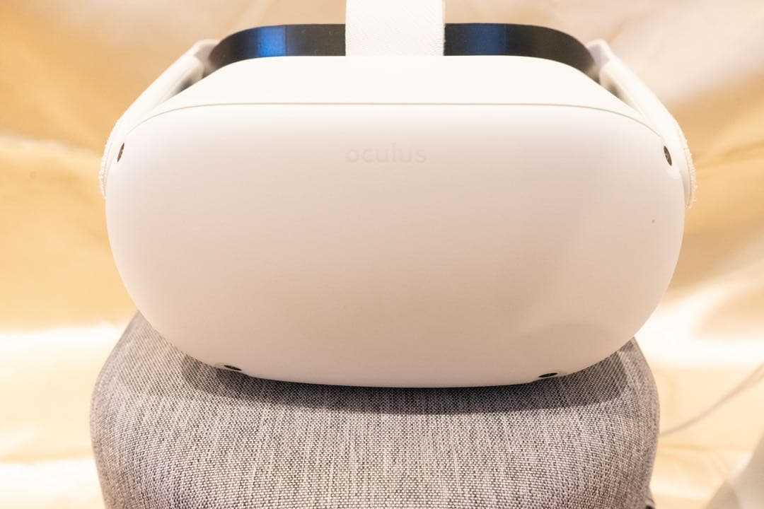  Quest 2 VR ケース付き　オキュラスクエスト　メタクエスト