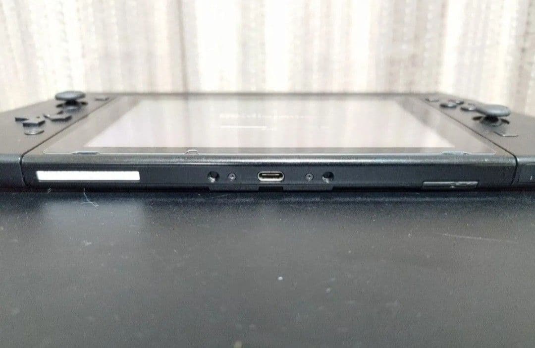 【任天堂】Nintendo Switch 本体 バッテリー強化版 ジョイコンほか