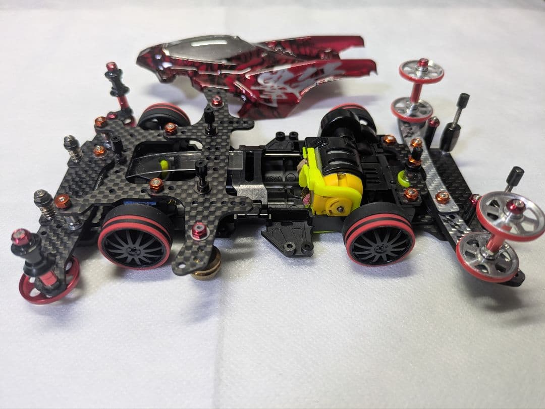 ミニ四駆　タミヤ純正　VZシャーシ　カーボン