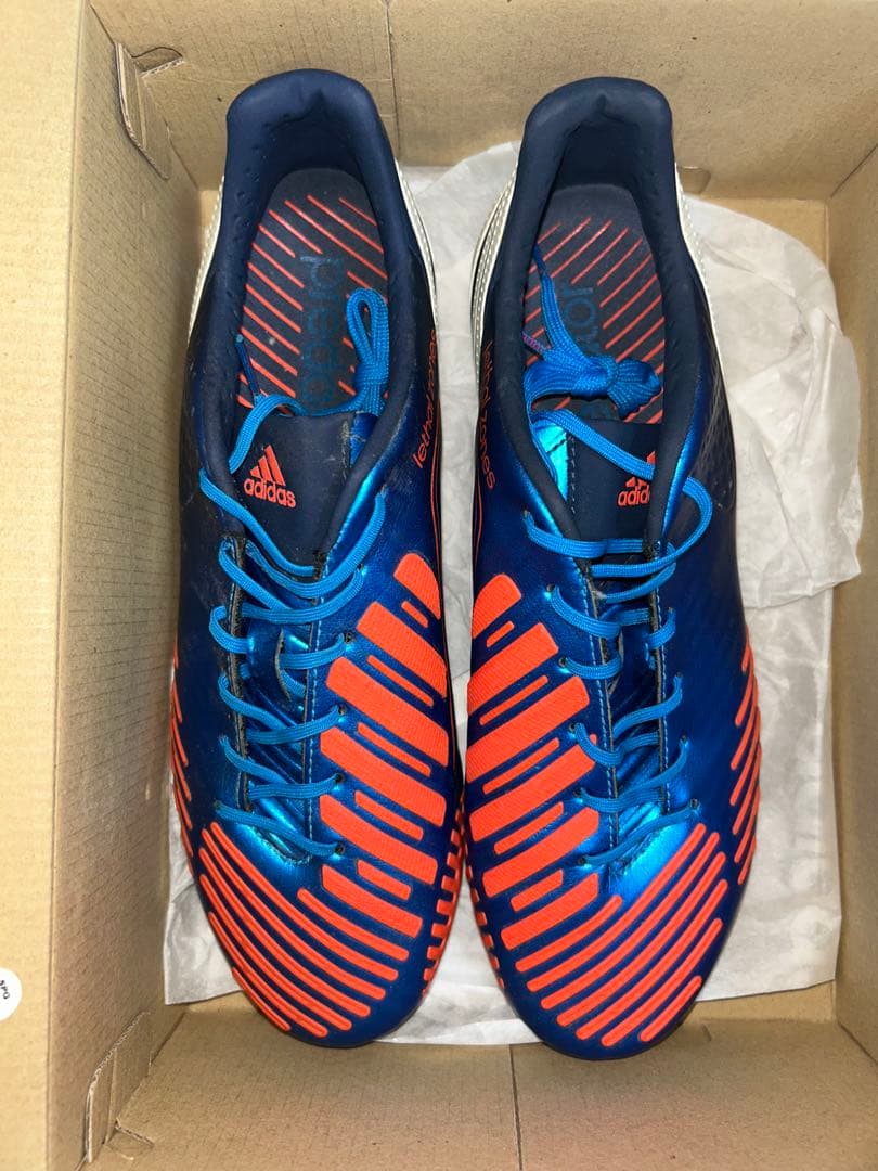 ほぼ新品 アディダス サッカースパイク プレデター リーサルゾーン SG