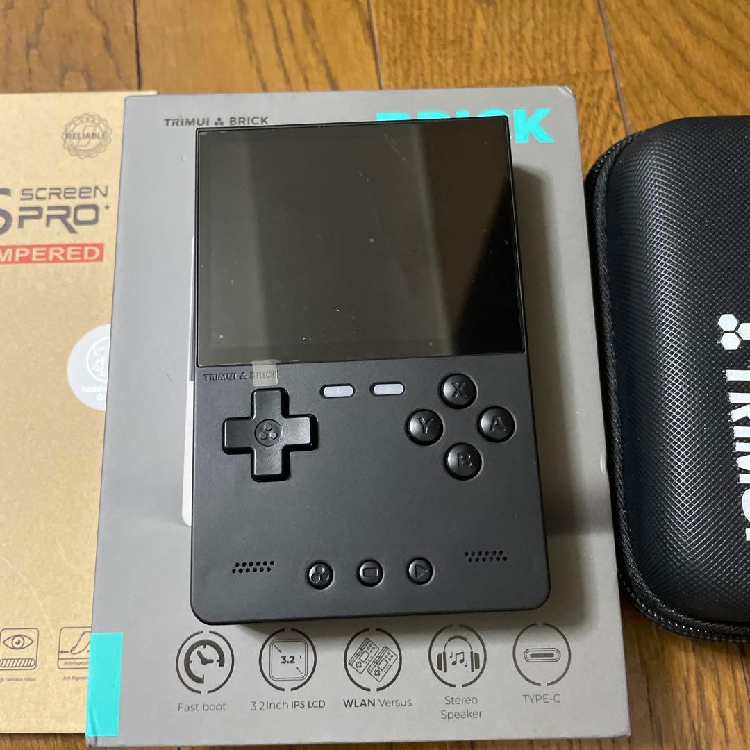 TRIMUI BRICK黒＋ケースと保護フィルム