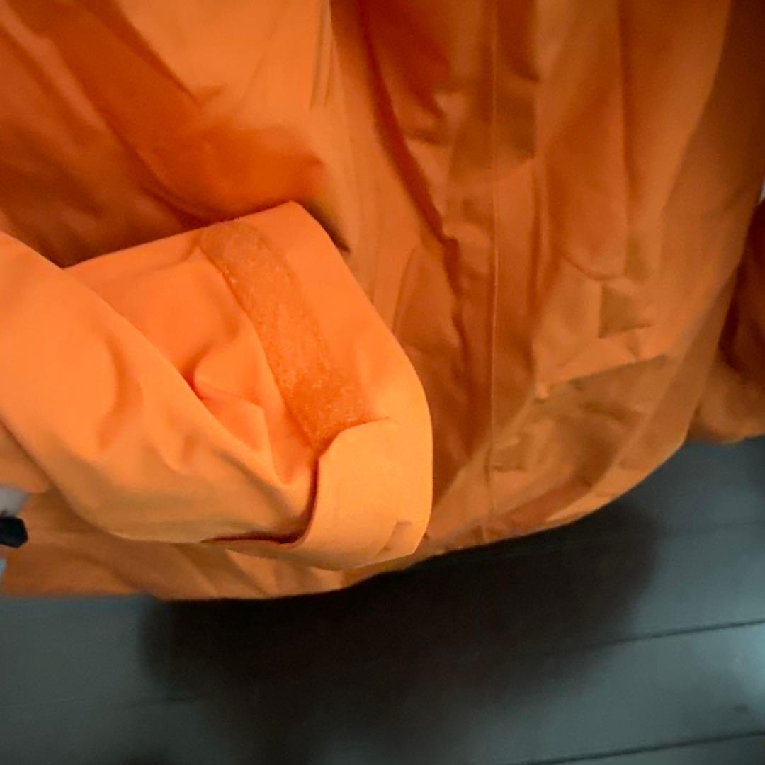 未使用品 Peak performance ピークパフォーマンス ジャケット