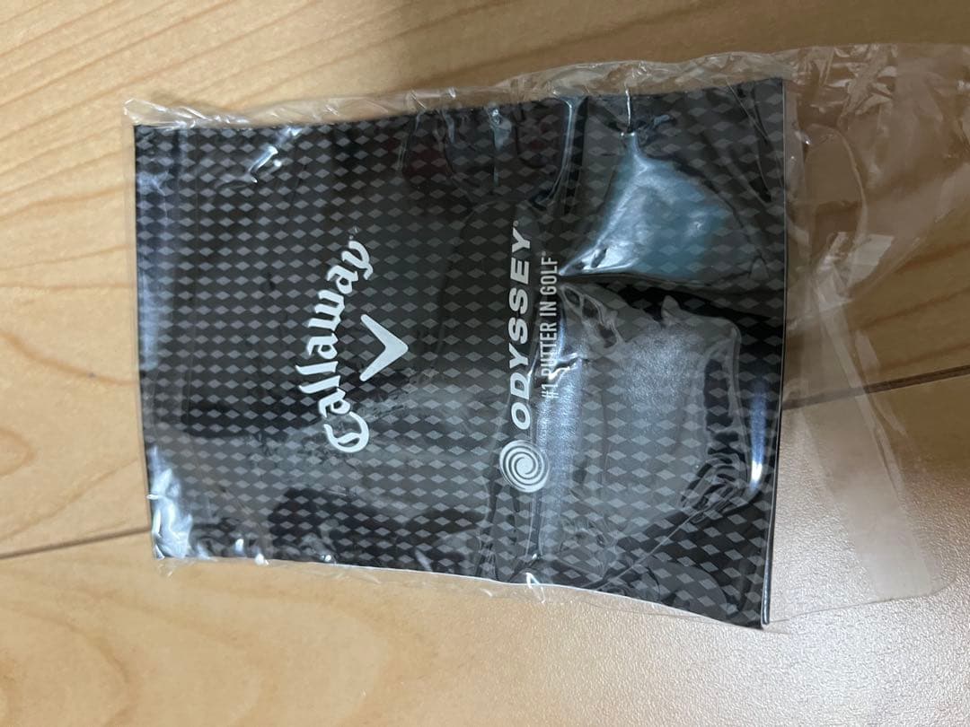 ODYSSEY TRI-BEAM パター レッド