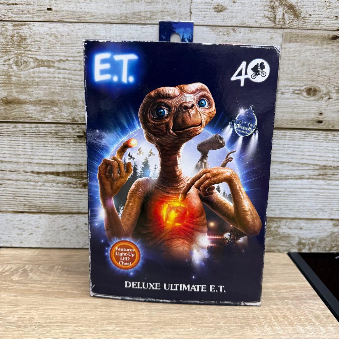 DELUXE ULTIMATE E.T. フィギュア