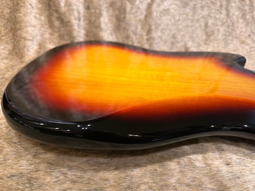 Fender FSR Traditional 70s Mustang 限定モデル