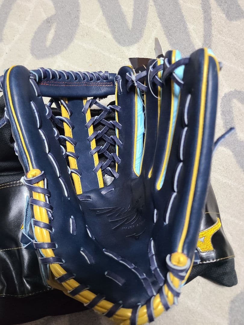 軟式グローブ 外野手用 ミズノプロ 1AJGR29107 2921　右投げ