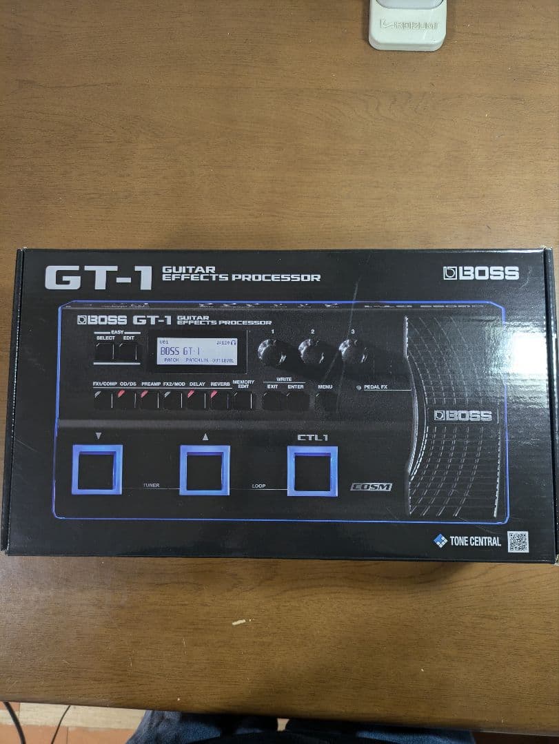 BOSS GT-1 ギターエフェクトプロセッサー アダプタ付属
