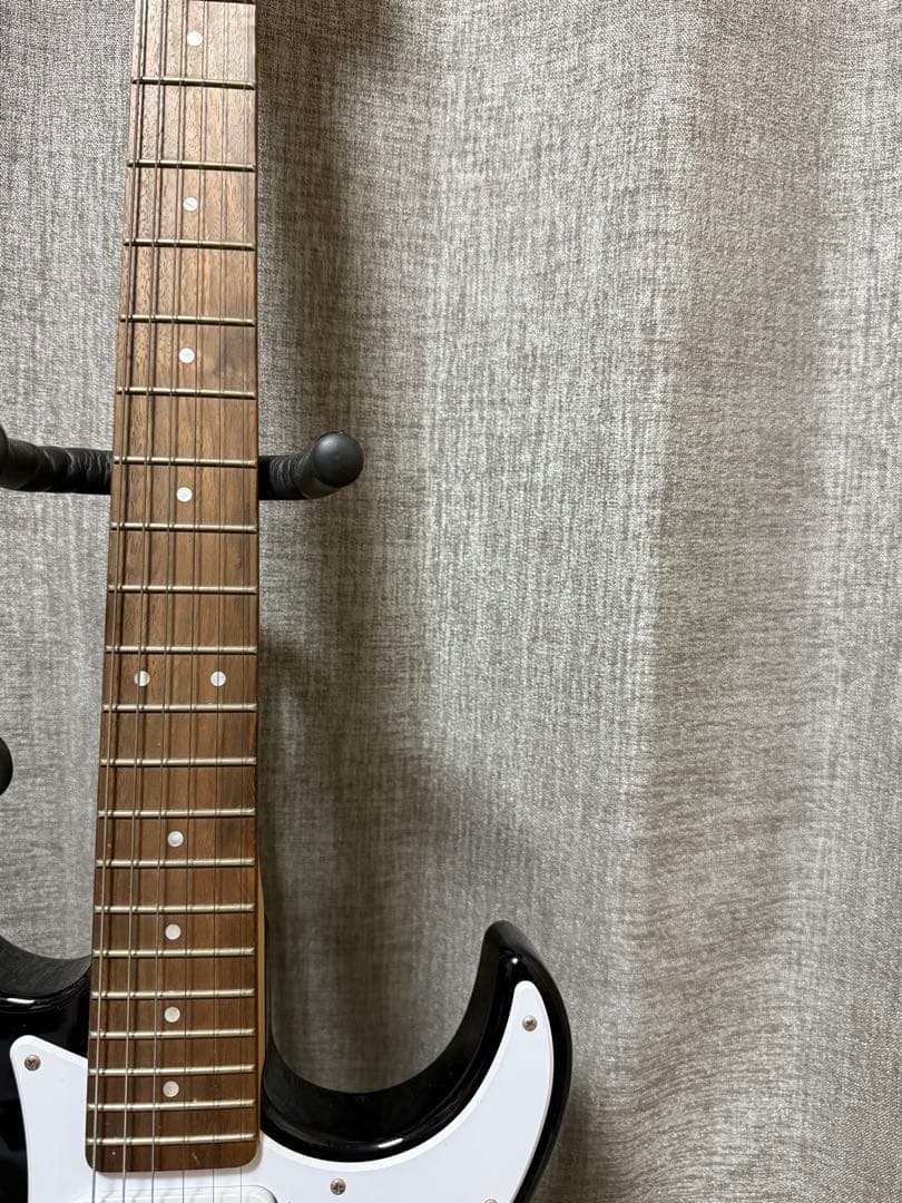 YAMAHA PACIFICA 012 エレキギター